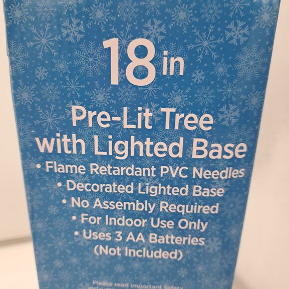 HolidayStyle 18" prelite green tree lighted base 45tips 14warm white LED lights. - Picture 4 of 4
